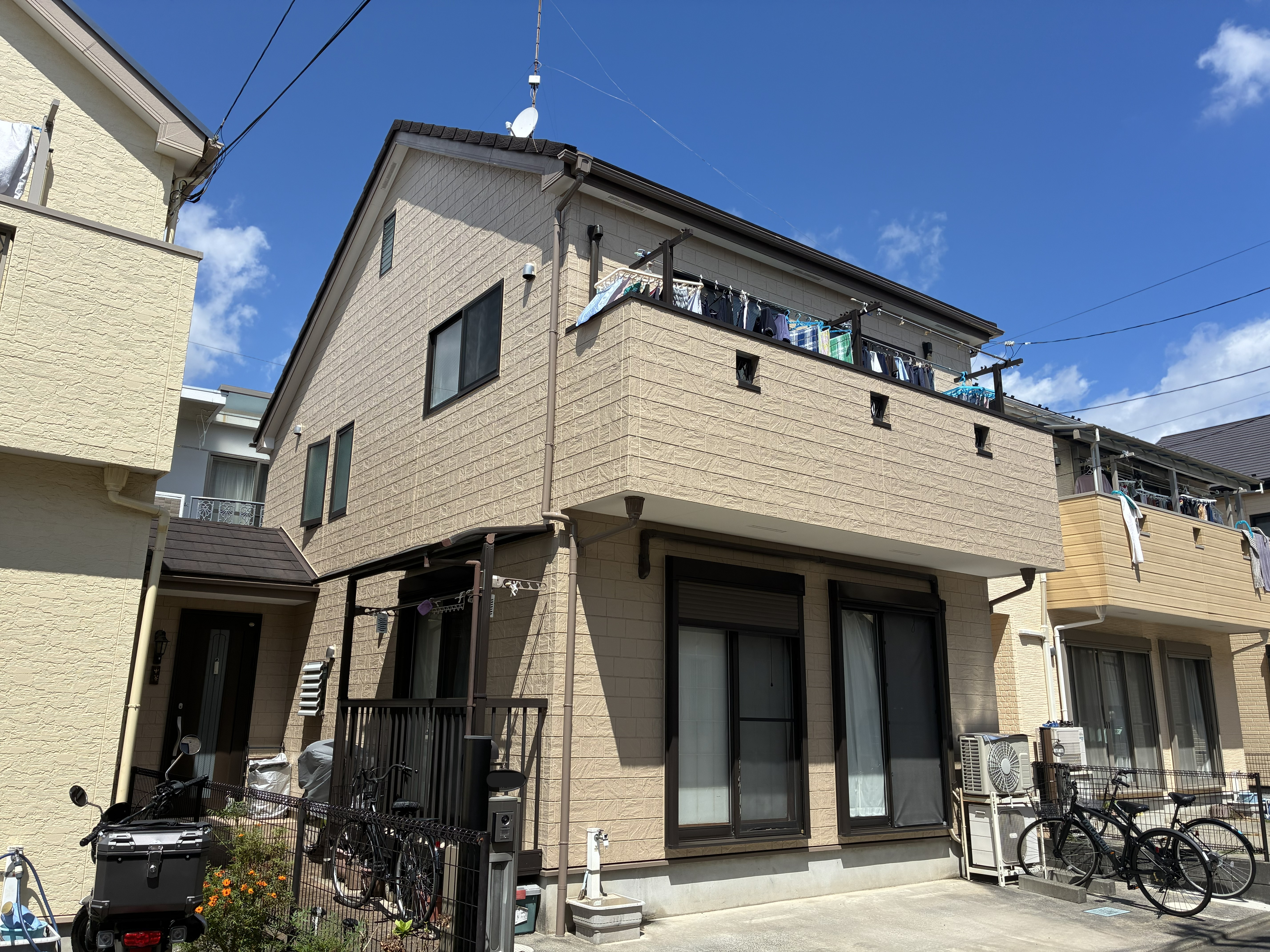 屋根上葺き外壁塗装工事を更新しました！ アイキャッチ画像