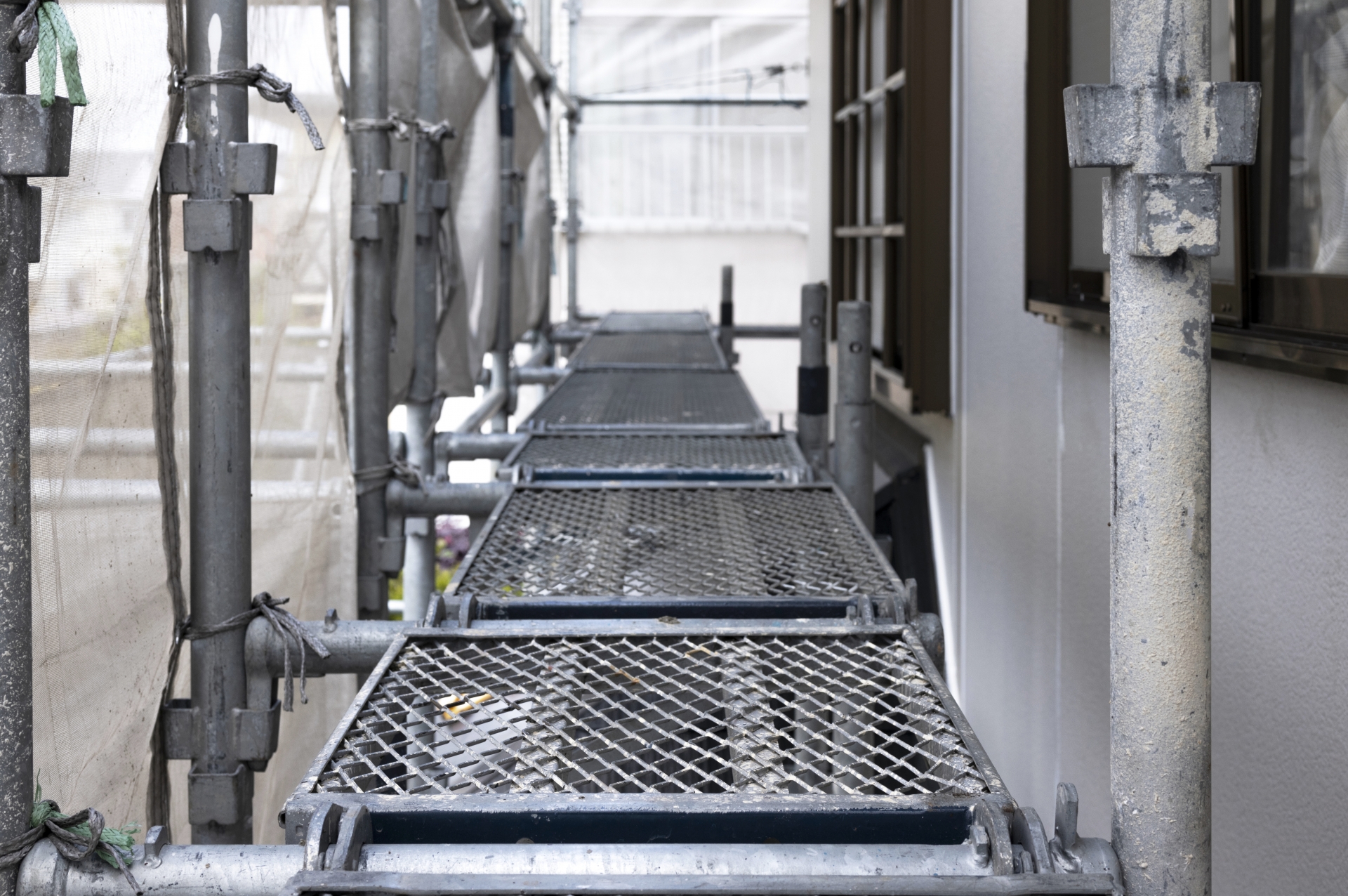 屋根・外壁リフォームの土台を支える「仮設工事」の役割と費用 画像