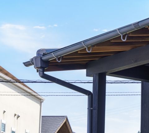 雨樋の吊り金具のメンテナンス方法 アイキャッチ画像