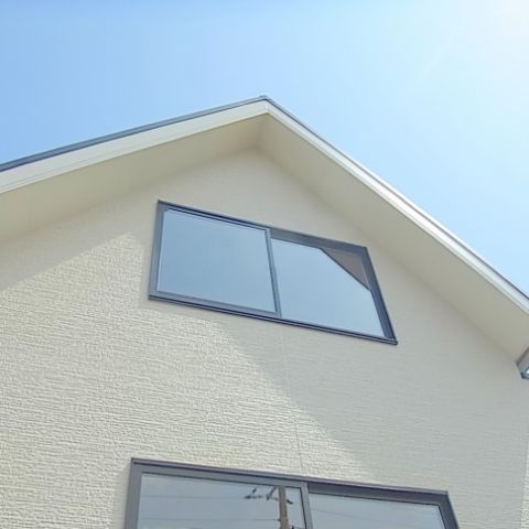 軒天のリフォーム｜素材・費用・工事の流れまで徹底解説 アイキャッチ画像